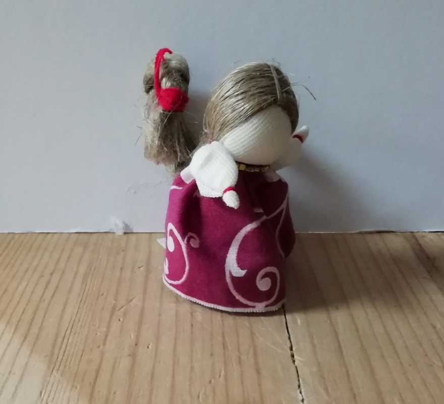 картинка Ермоленко Н.Н." Кукла  на счастье"