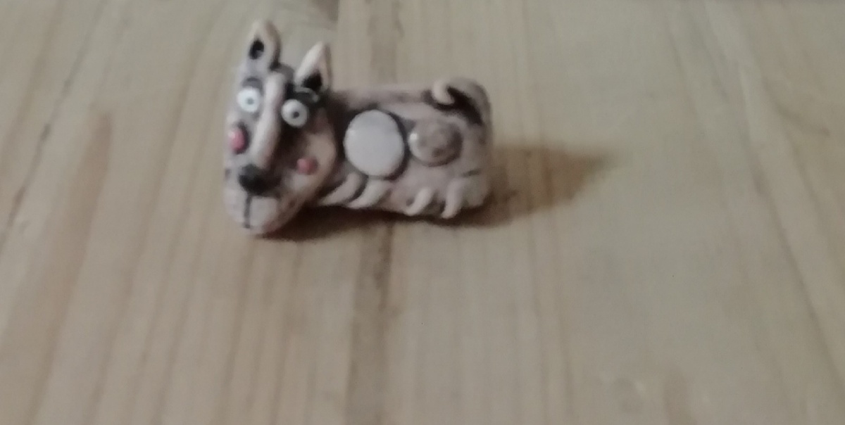 картинка Е. Трифонова  сувенир " Собачка малая "