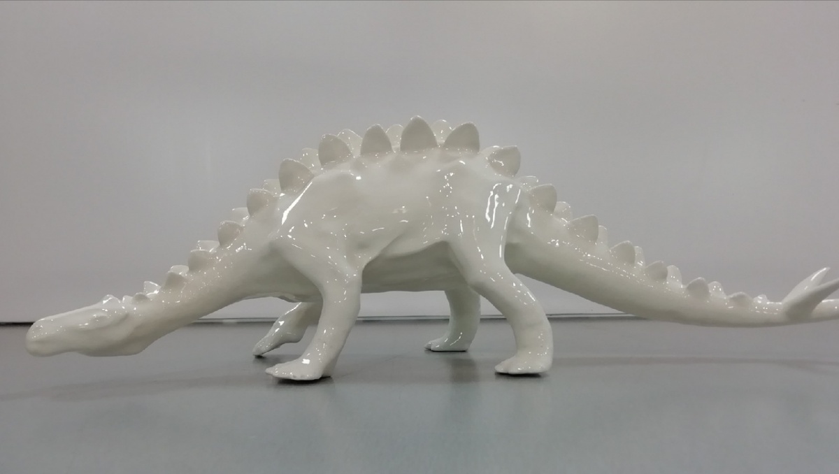 картинка Вальков Д.Е.  " Стегозавр" керамика , глазурь