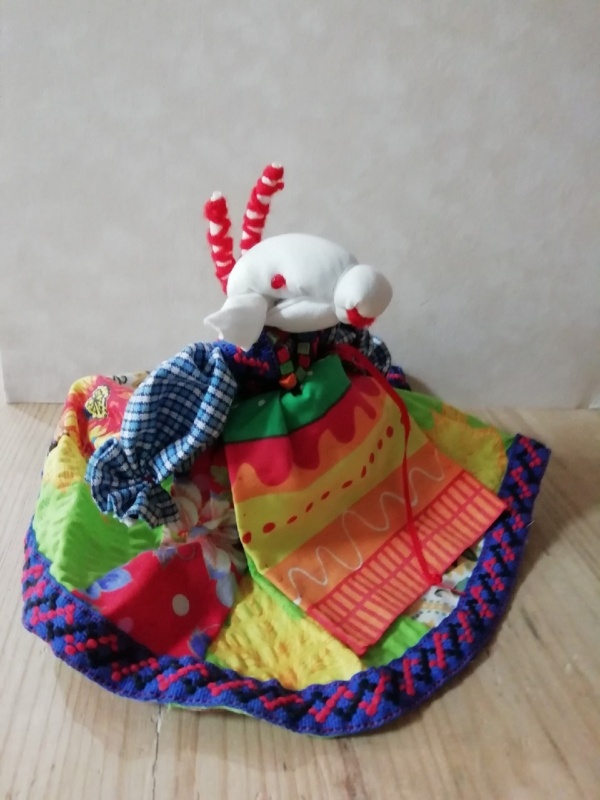 картинка Ермоленко Н.Н." Коза с бусами "